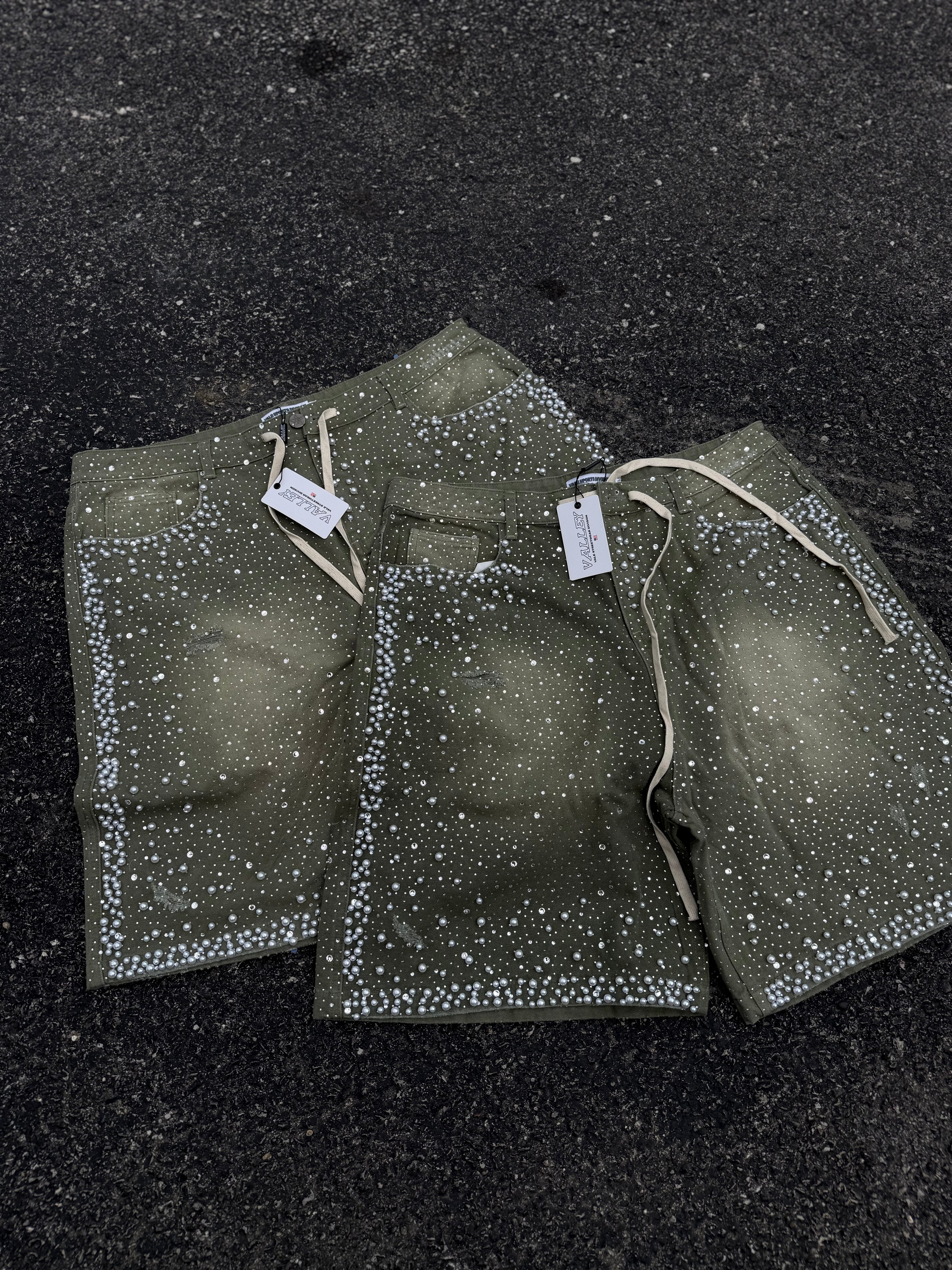 Vale Forever Rainstorm Jorts Olive