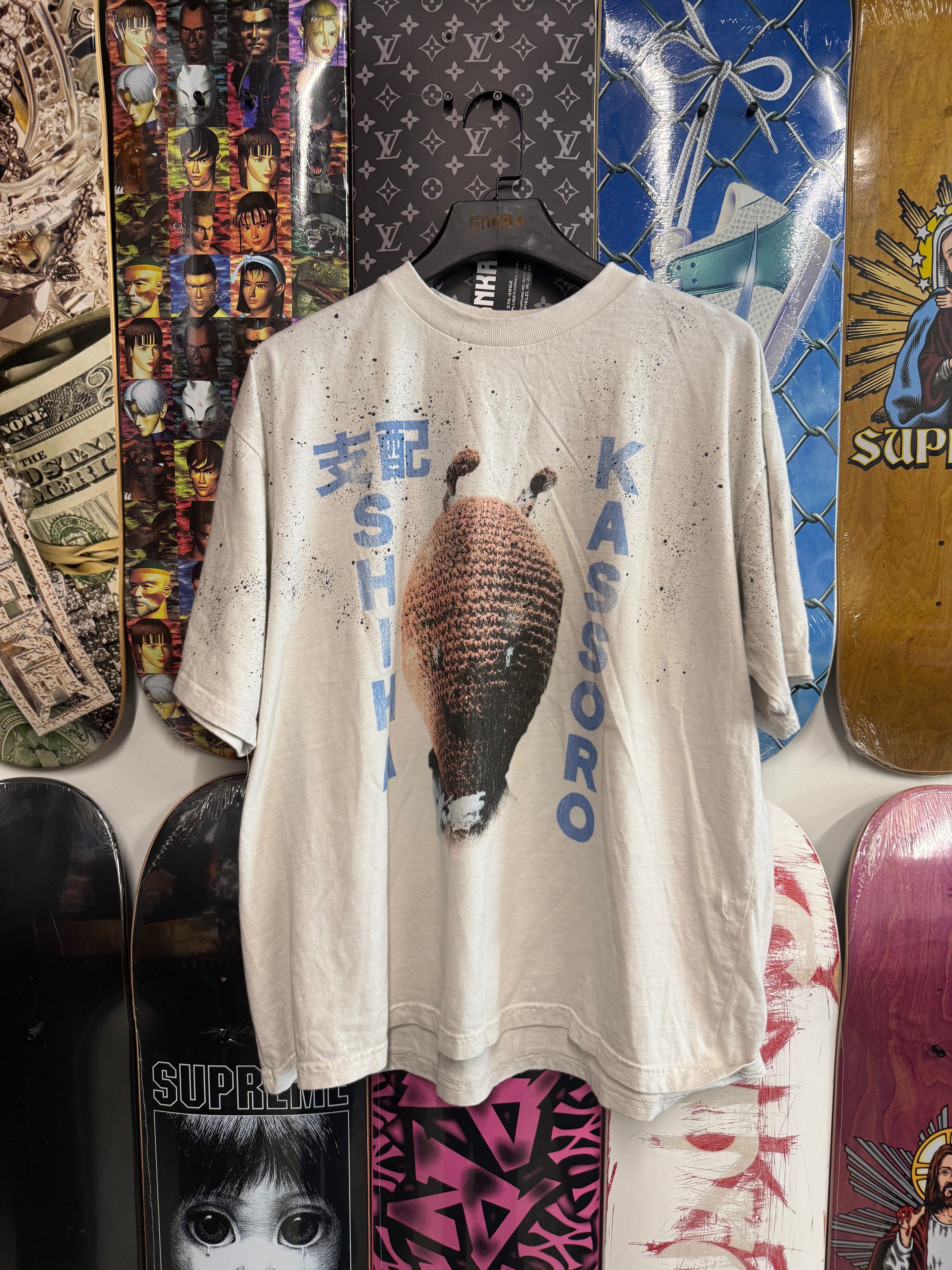 Shihai Kassoro Puppet Tee