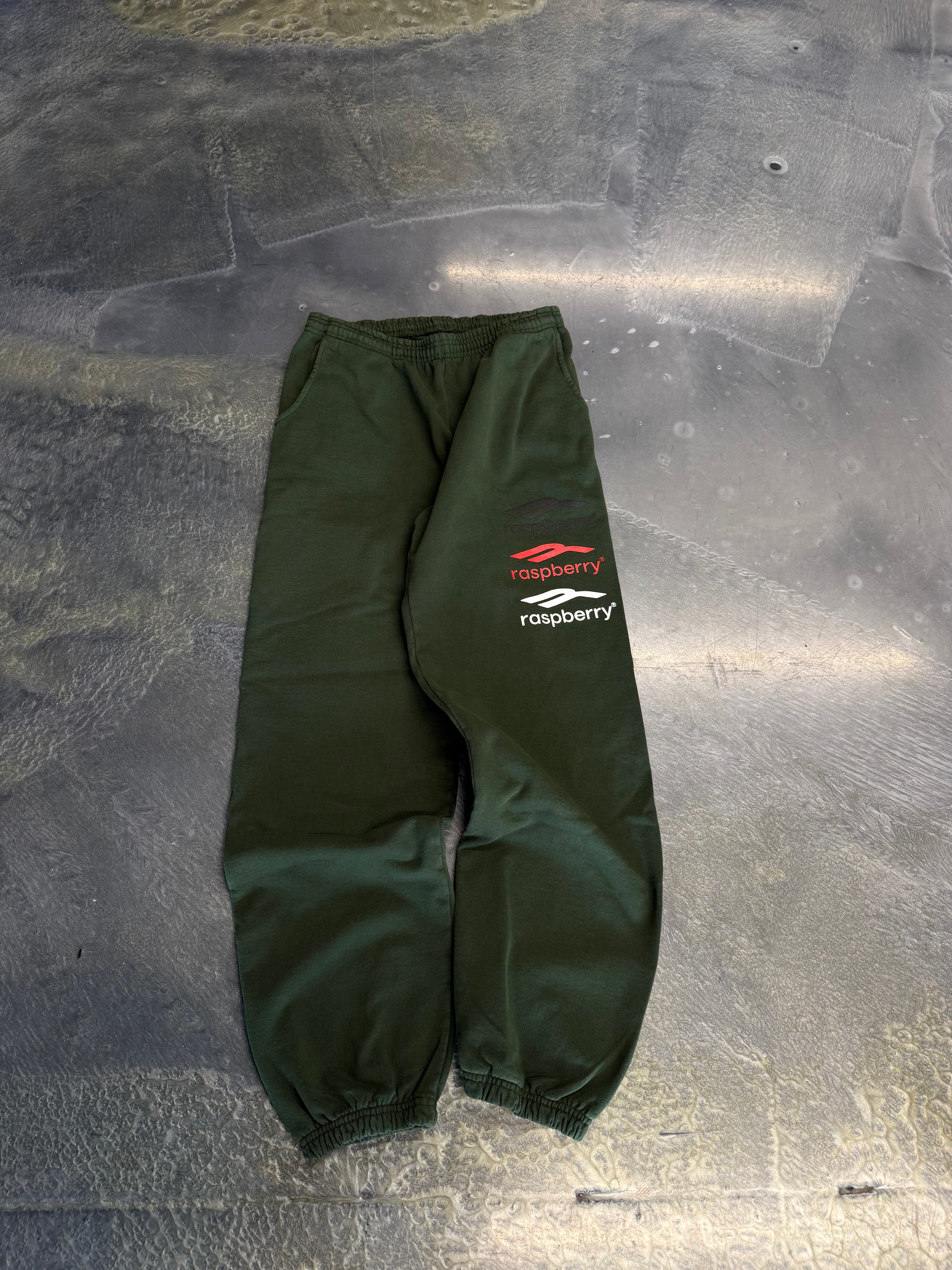 GV Gallery Raspberry Hills Classic Logo Sweatpants Green - Used/Worn