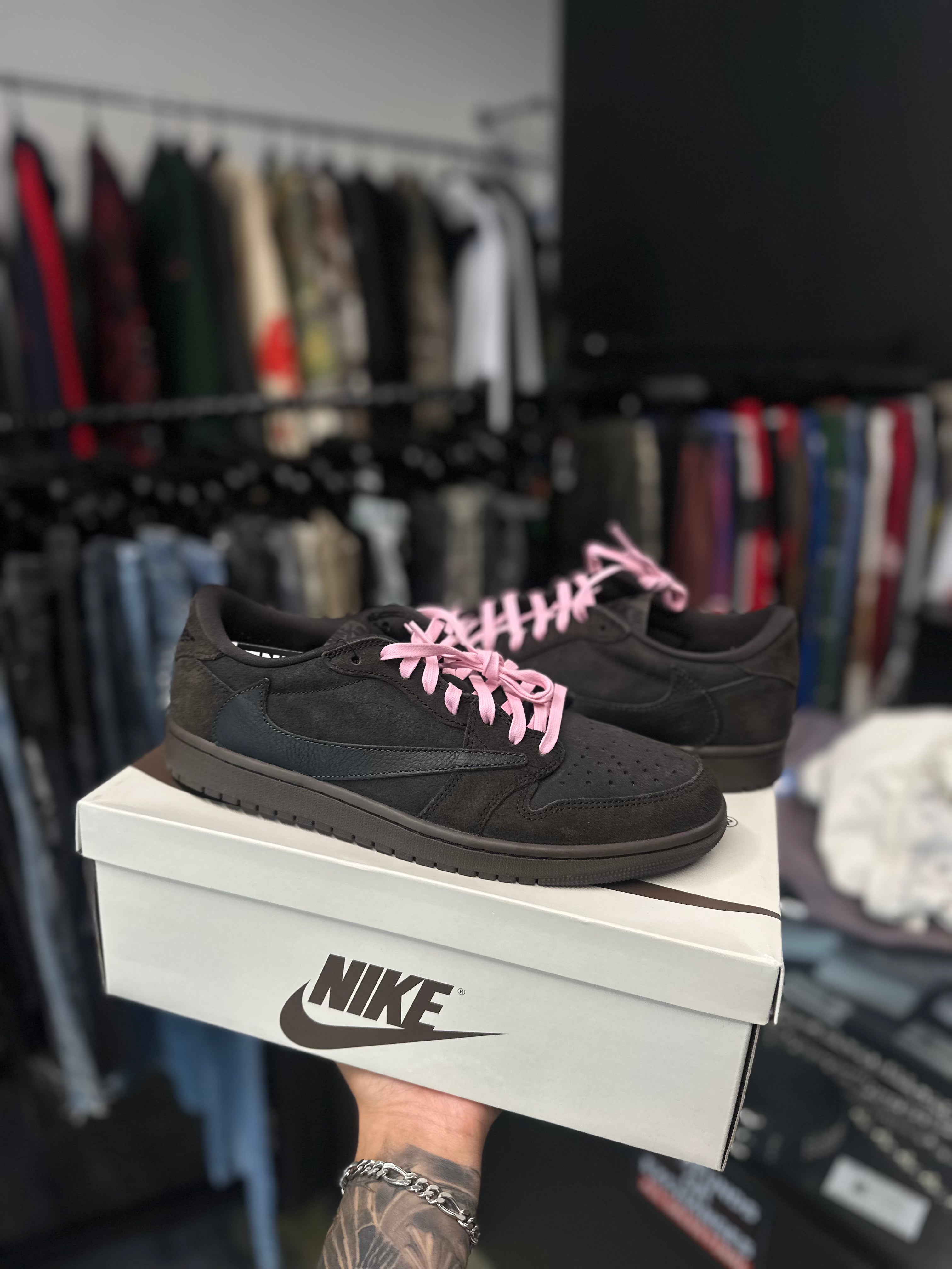 Air Jordan 1 Retro Low OG SP Travis Scott Velvet Brown - Used/Worn