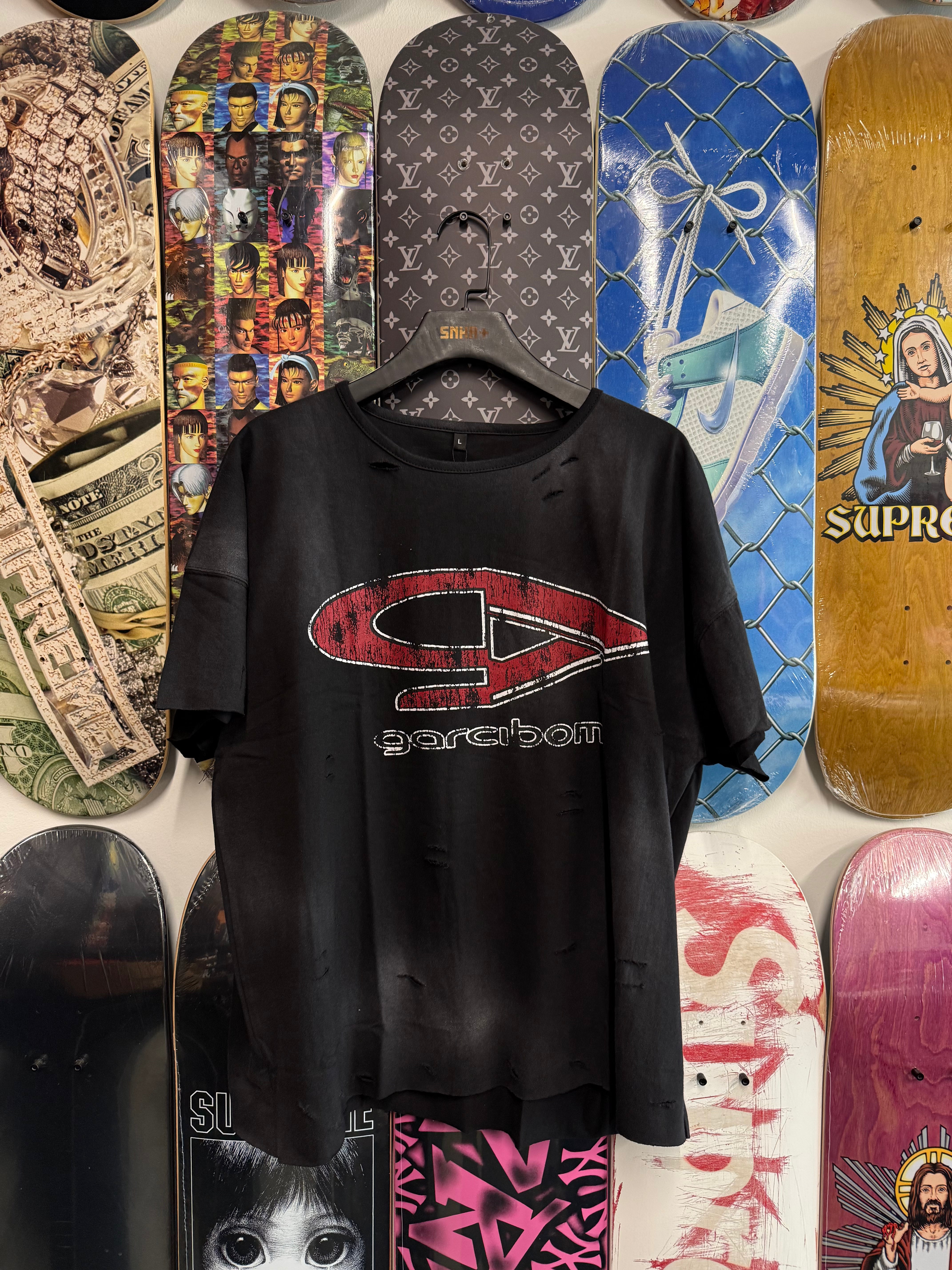 GARCIAGA BLACK RED LOGO TEE