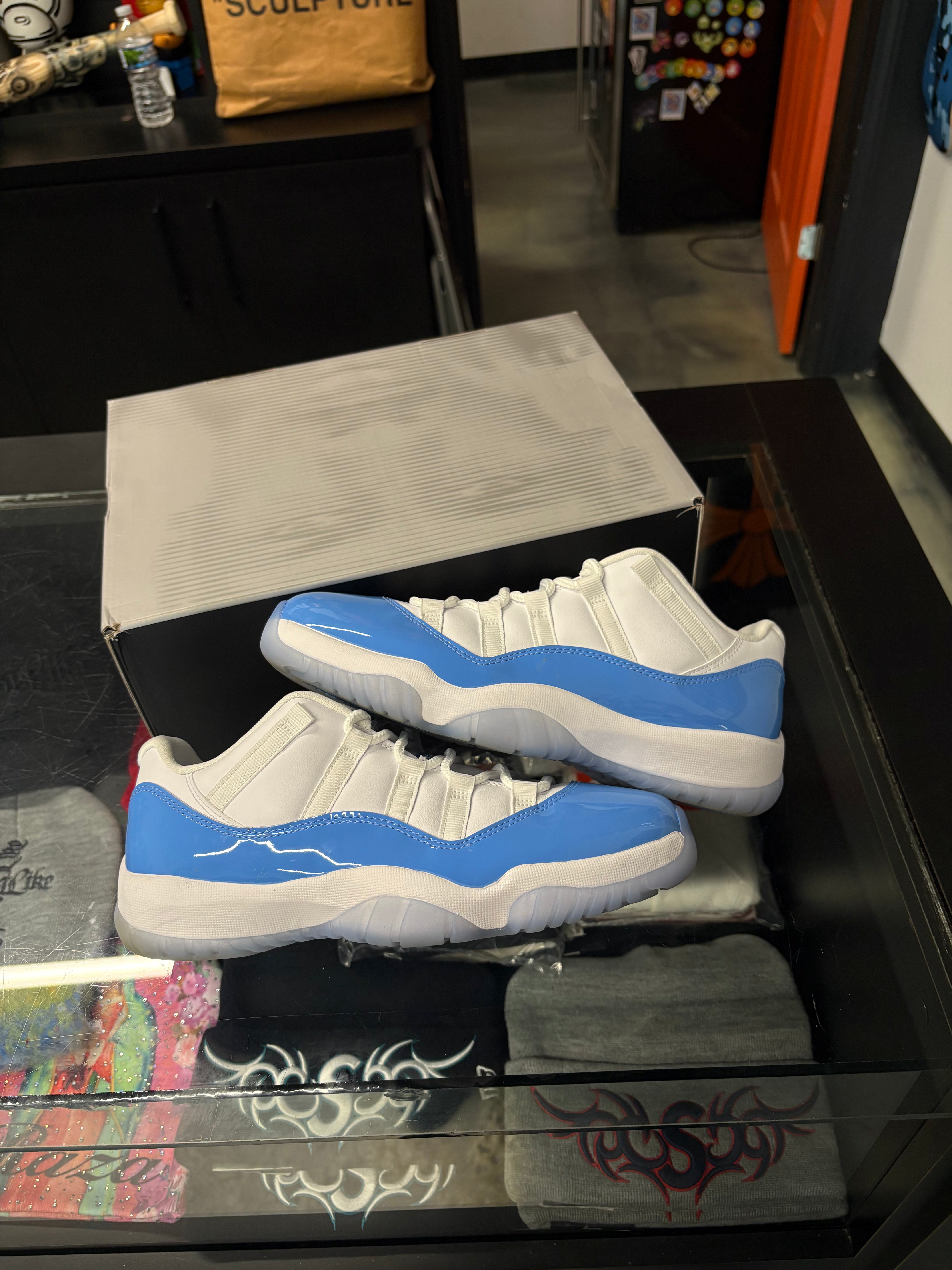 Jordan 11 Retro Low University Blue (2026) - Used/Worn
