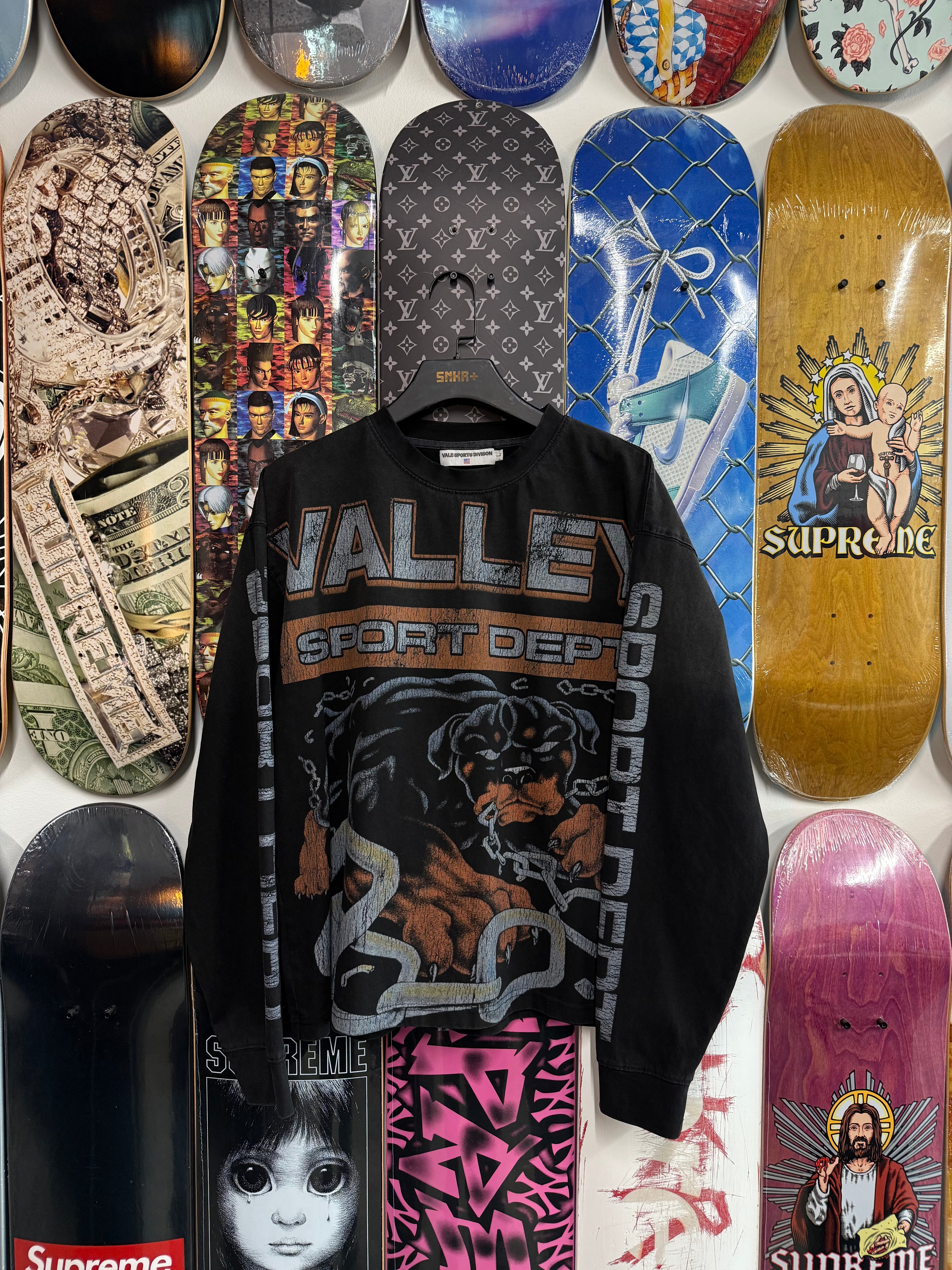 VALE FOREVER BIG DOG SPORT LONG SLEEVE TEE BLACK - Used/Worn