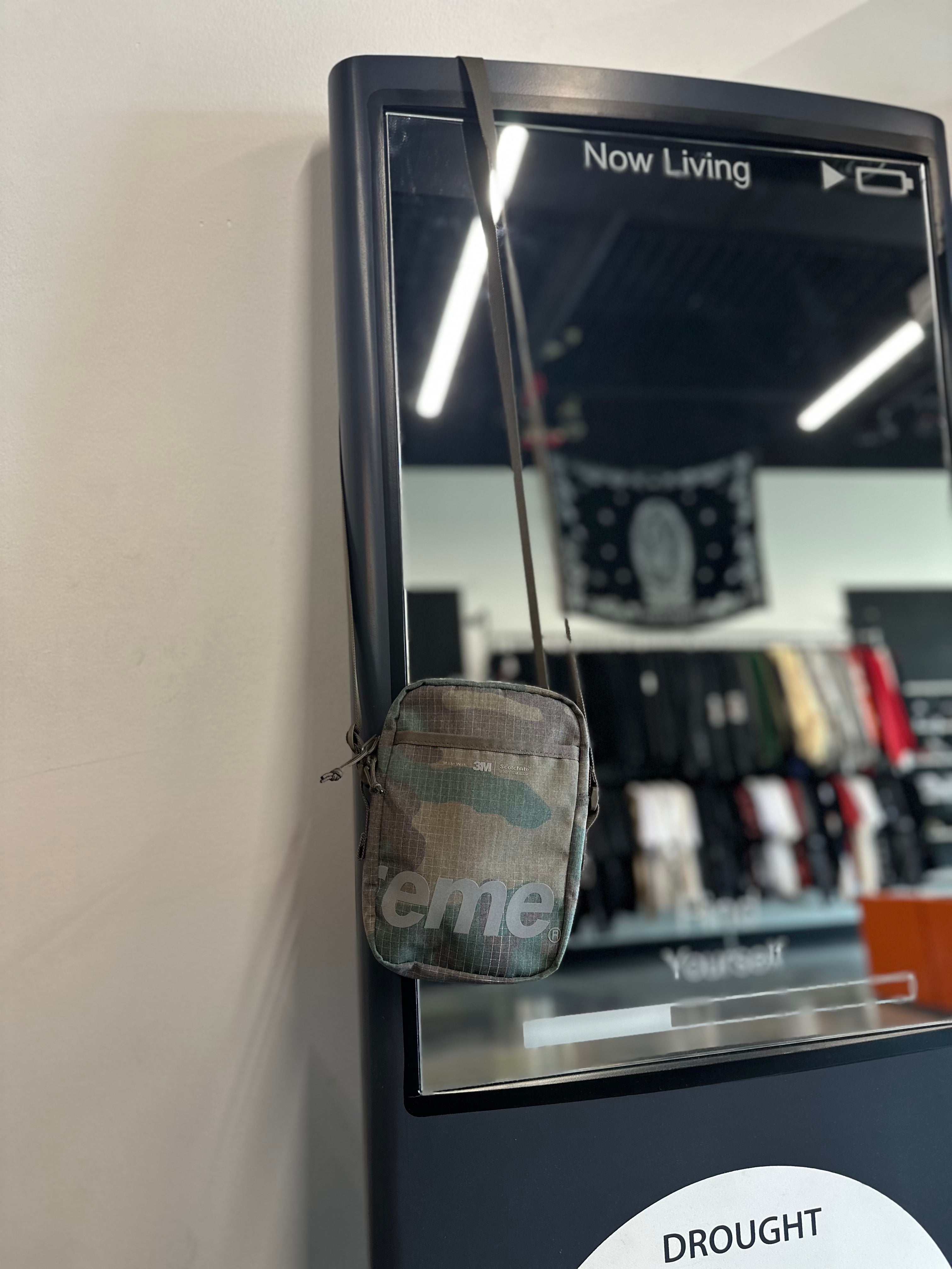 SUPREME SHOULDER/SIDE BAG WOODLAND CAMO